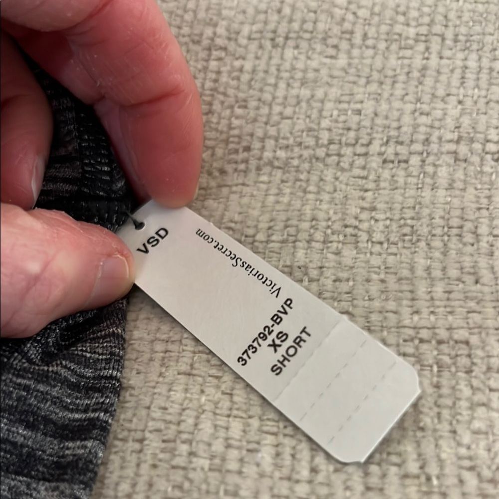 Women’s Victoria’s Secret Sport Leggings - Picture 6 of 7